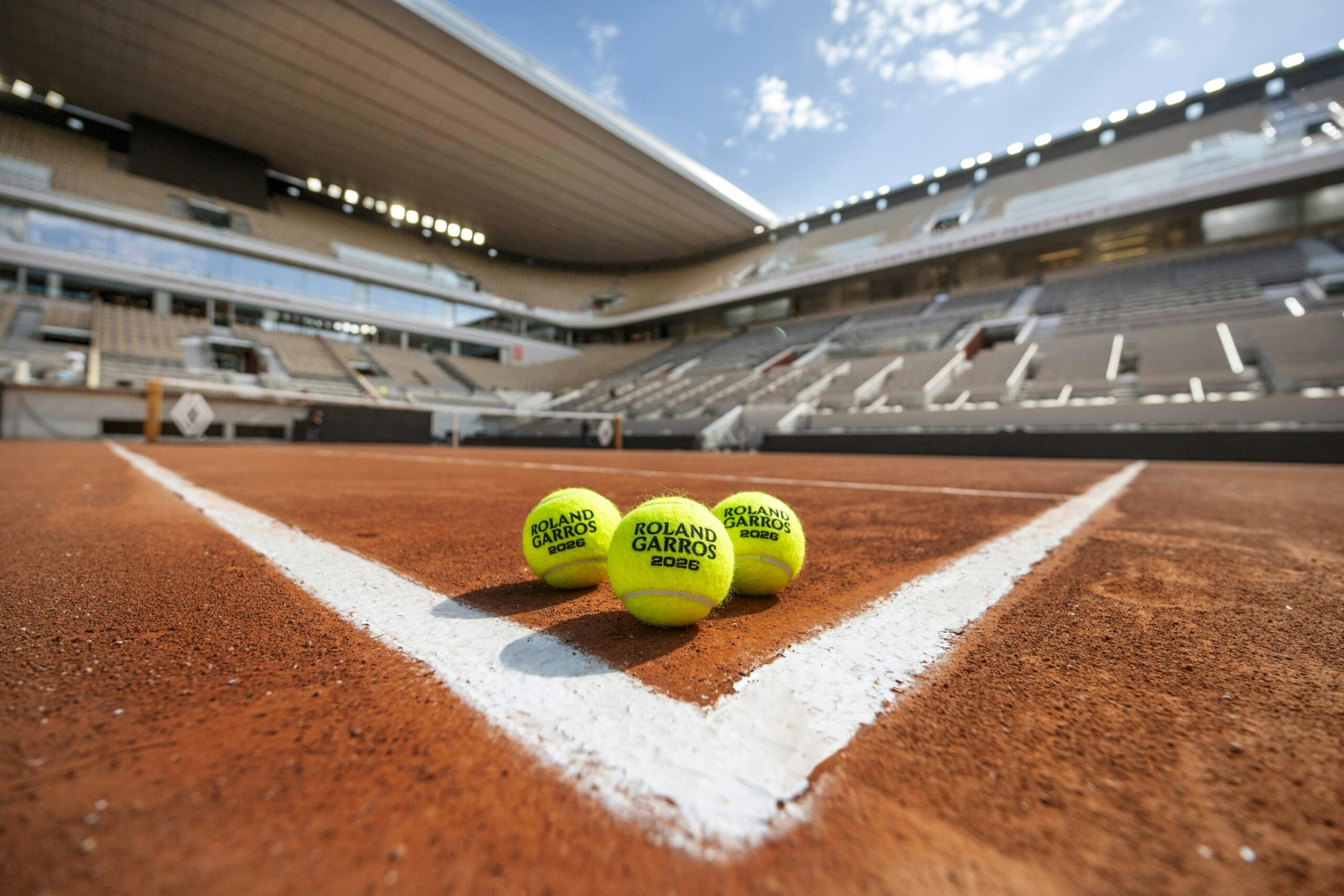 Roland-Garros 2026公式ボール画像