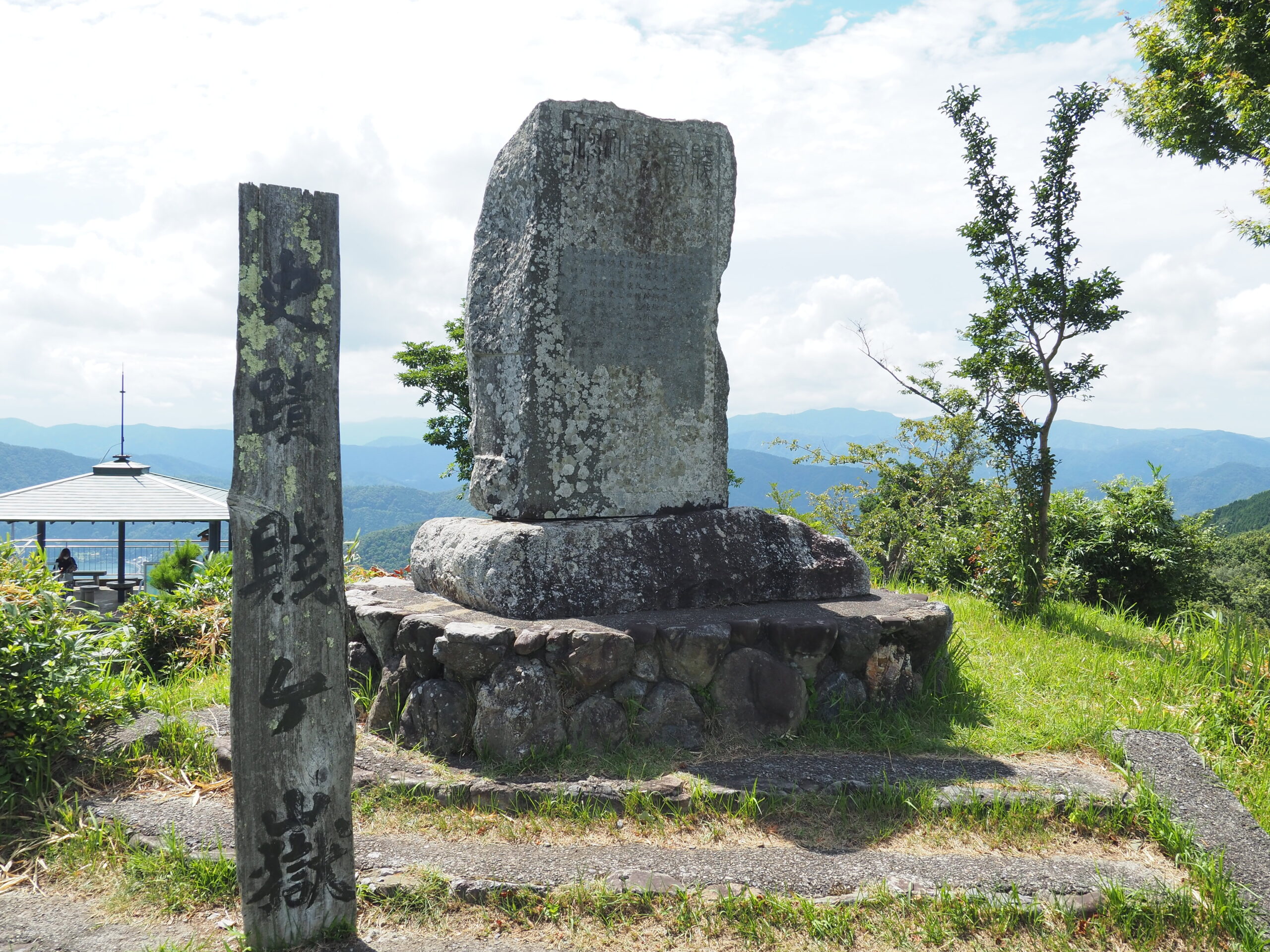 史跡賤ヶ岳の碑