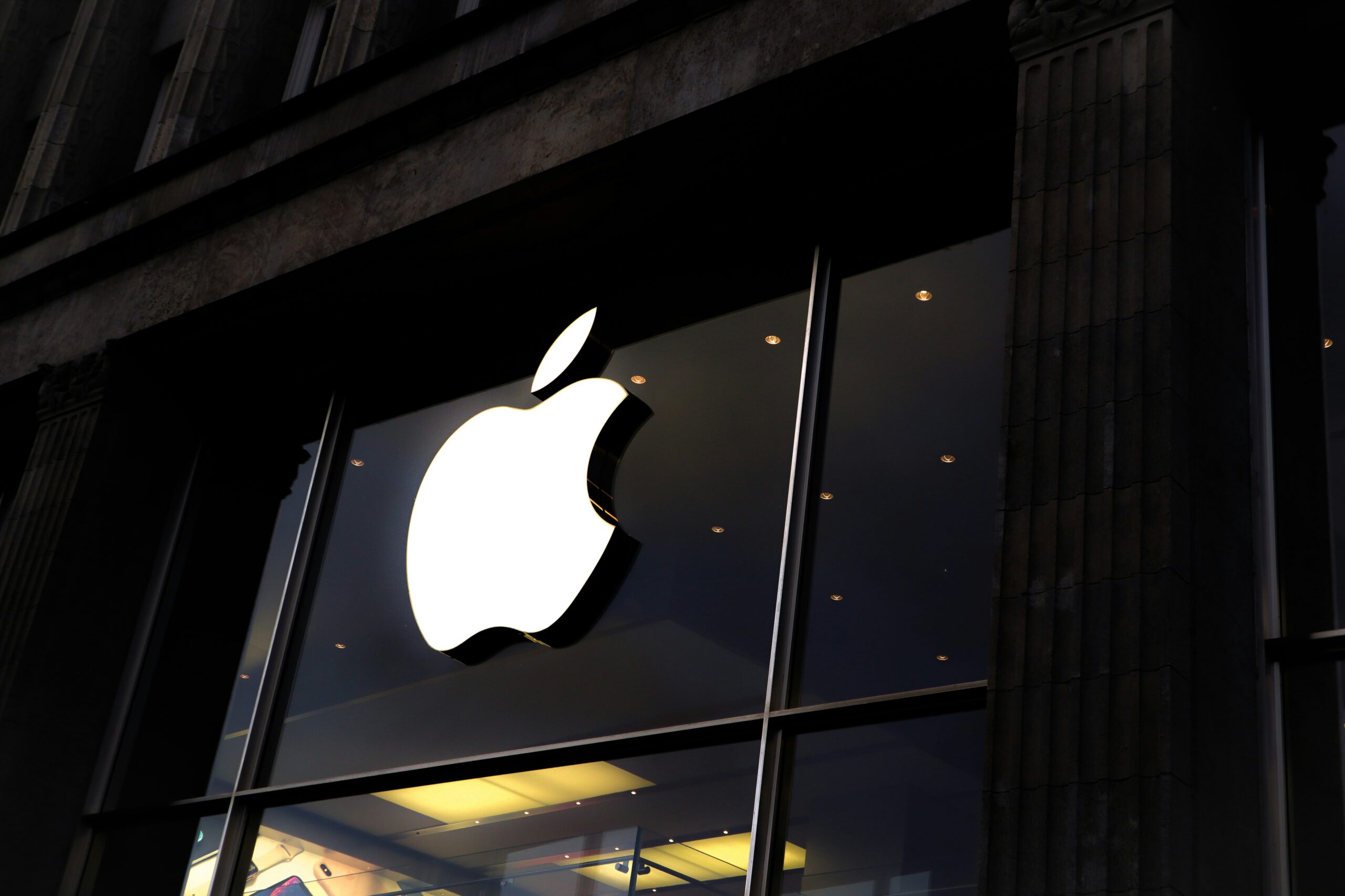 Apple Storeの外観