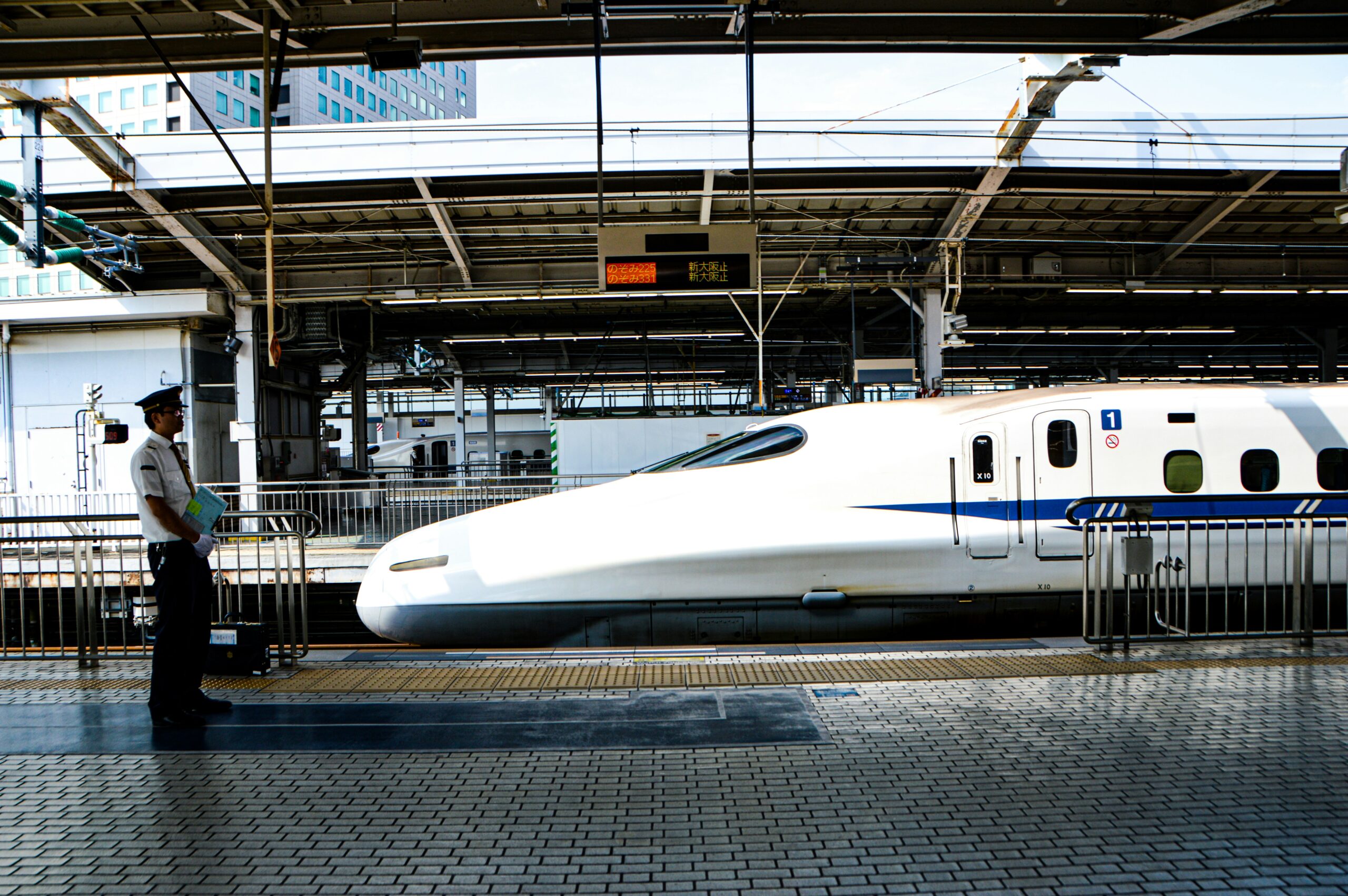 日本の新幹線車両(イメージ)
