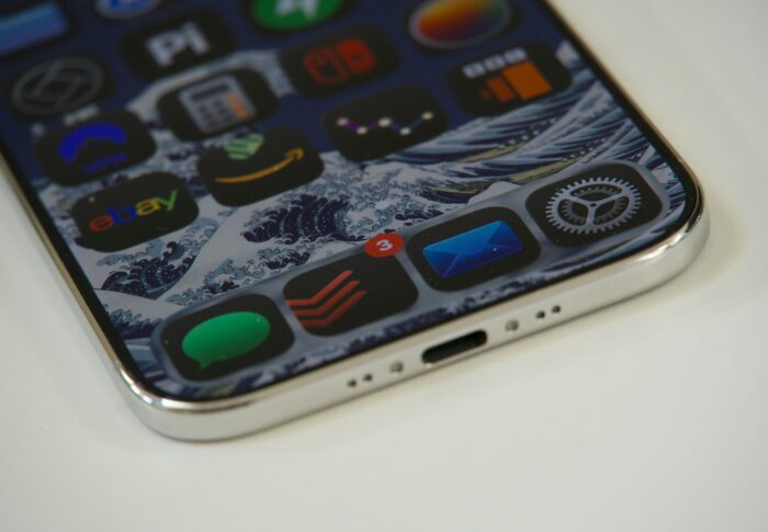 iOS 26.6でアプリが開かない・すぐ落ちる時の対処法5選【再インストールで解消】