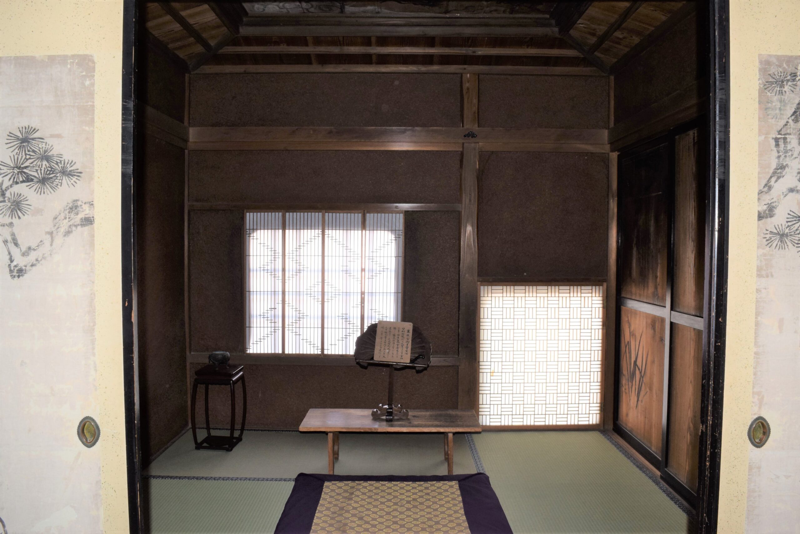 臨済寺の「手習いの間」（竹千代が学んだと伝わる部屋）
