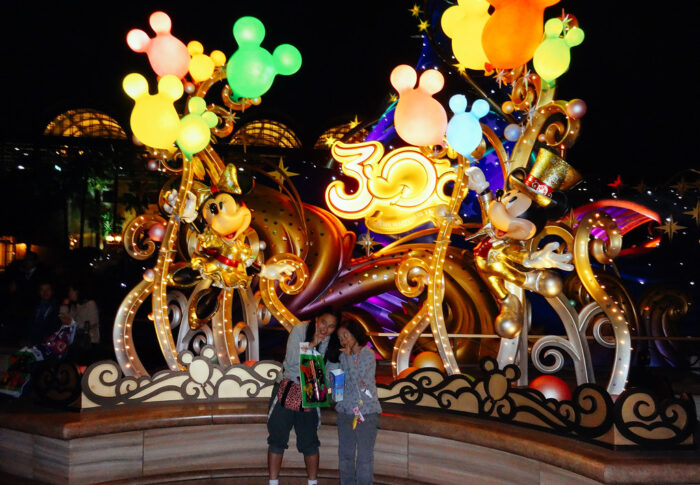 【2026年9月17日時点】ディズニーハロウィーン全身仮装OK期間は2回だけ｜10/1〜15はNG・着替えスペース予約と混雑予想まで一気に整理