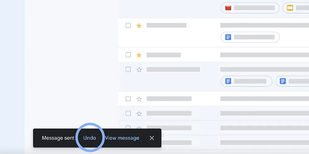 Gmailで送信直後に表示される「取り消し」ボタン