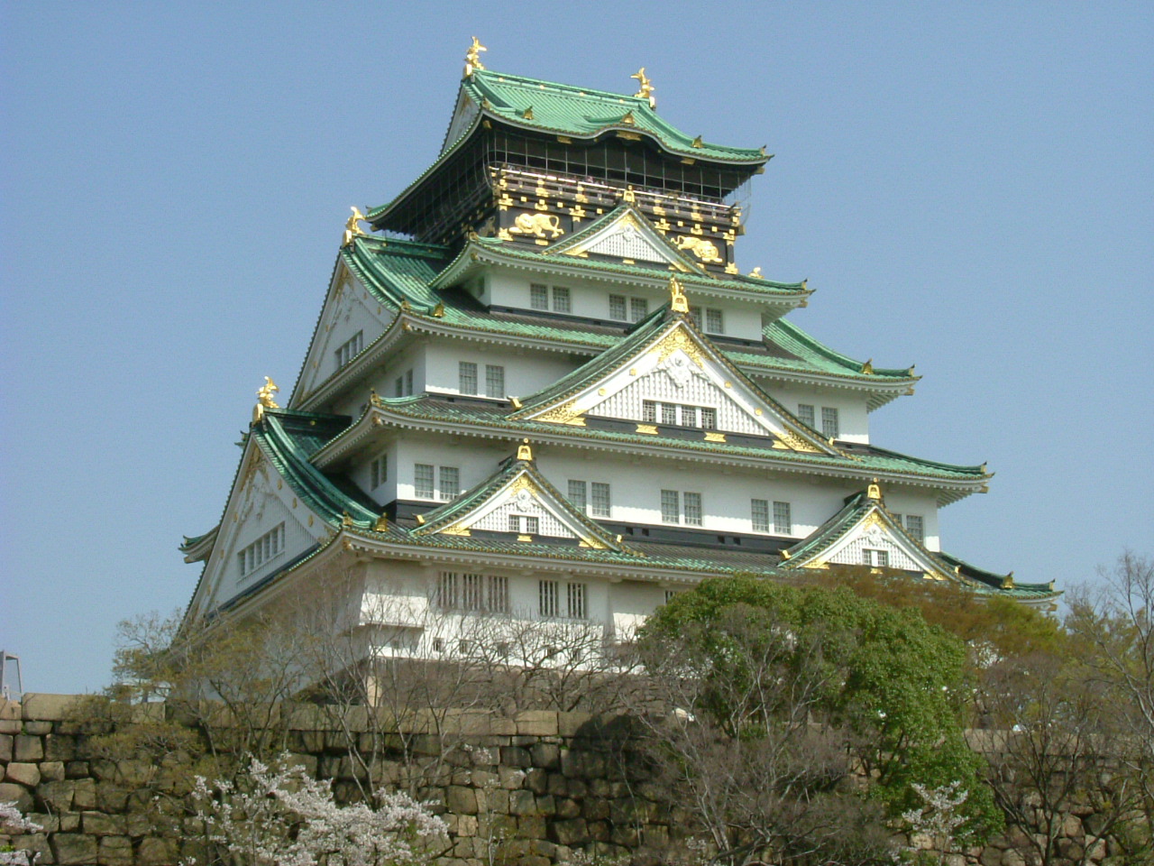 大阪城天守閣と西の丸庭園