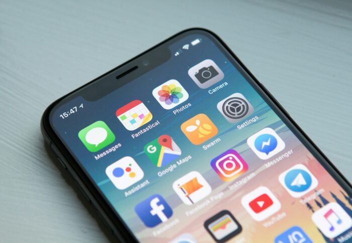 「写真で一言ボケて」は9月30日サービス終了｜投稿・お気に入りを残す保存方法