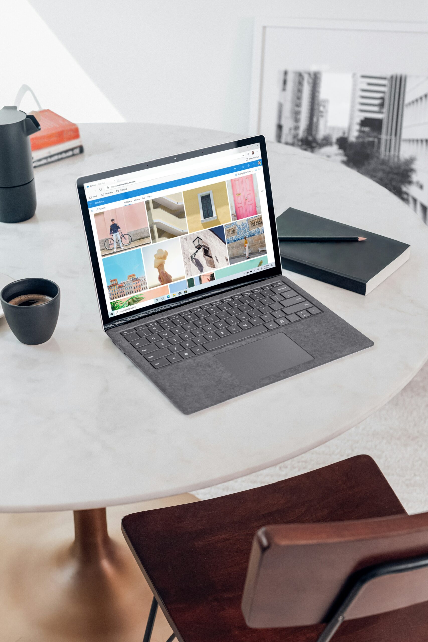 Surface Laptopの実機イメージ