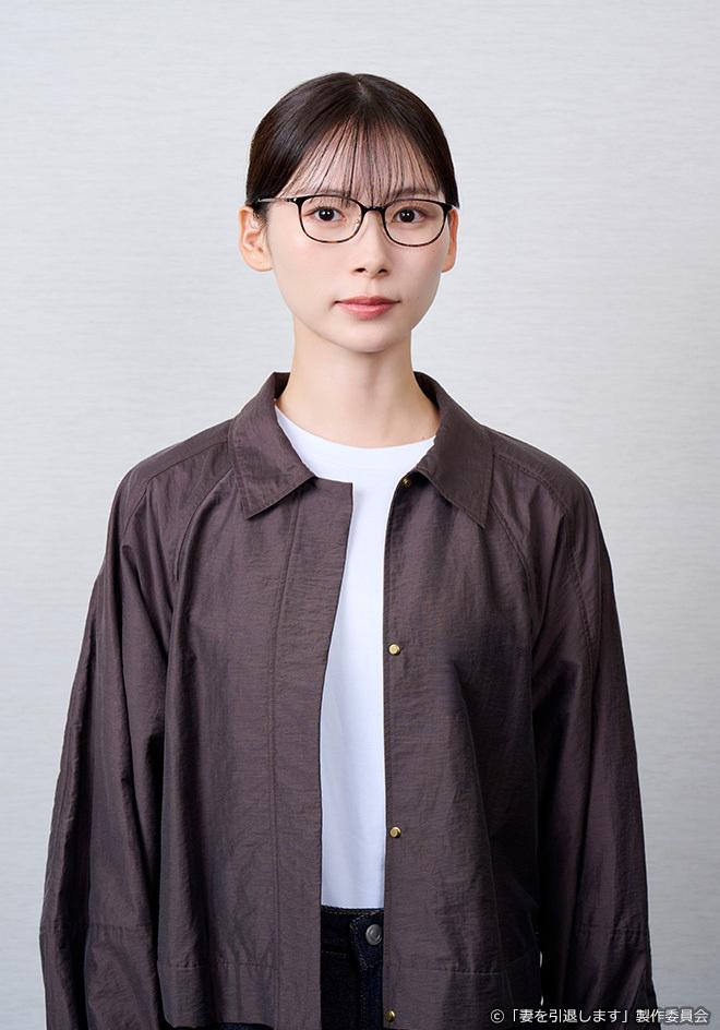 「妻を引退します」公式サイトに掲載された出演者の写真
