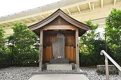 横浜市鶴見区生麦に建つ生麦事件碑