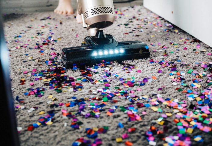 Dyson V10 Optic + Auto-empty Dokレビュー｜単体との価格差1万円・5年コストで比較